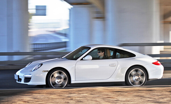 альтернатива porsche 911