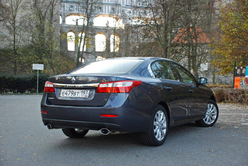 Renault latitude рестайлинг