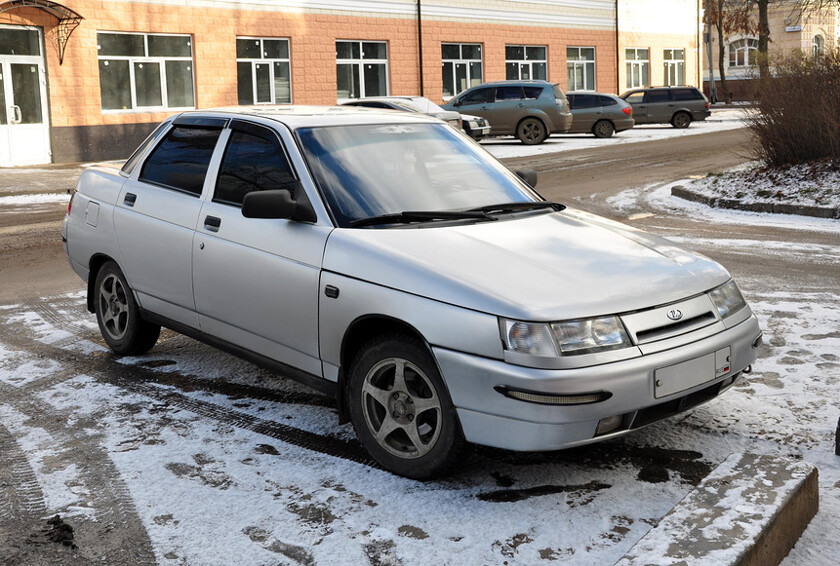 Просела левая сторона авто