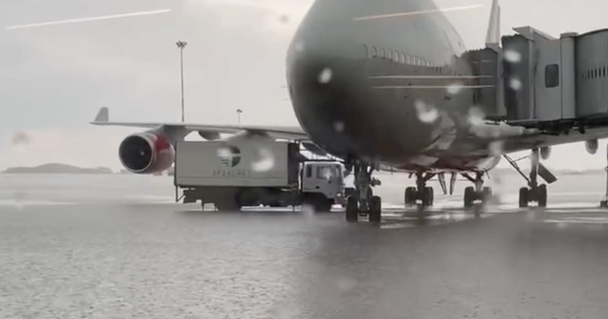 Из-за сильного дождя в Москве затопило аэропорт Шереметьево (видео) - автоновости